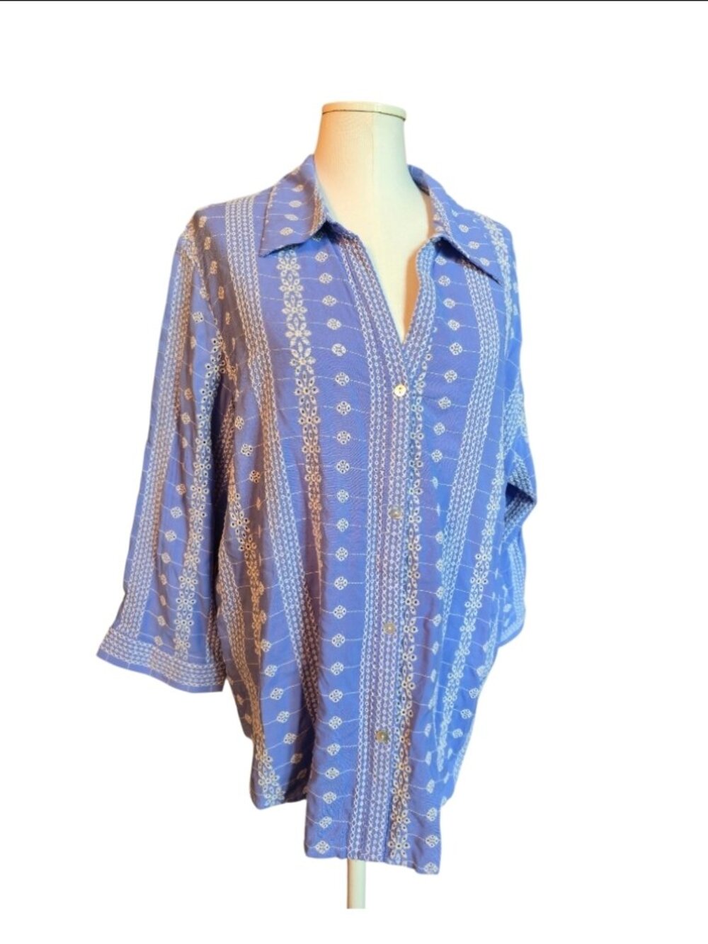 Cato's eyelet blouse 3/4 sleeve embroidered size 18/20W